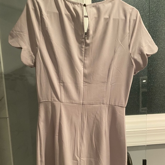 Scallop edged dress - Picture 6 of 7